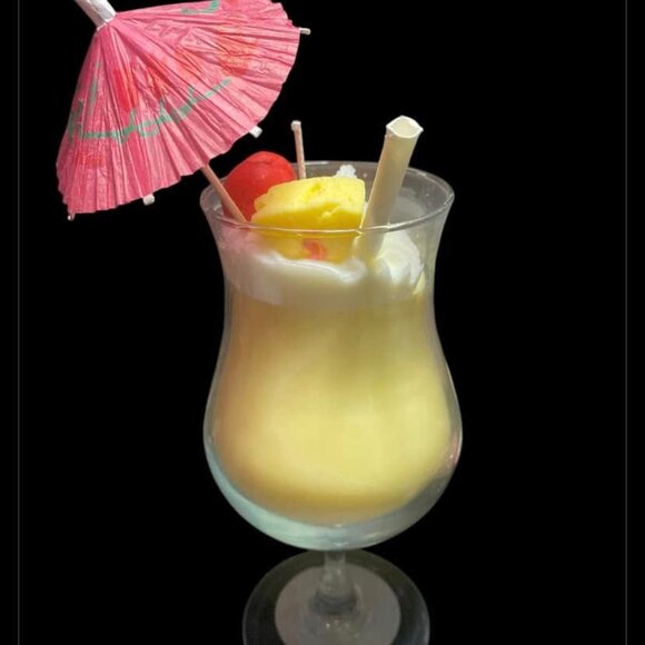 Hand Crafted Pina Colada Candle - Picture 6 of 6